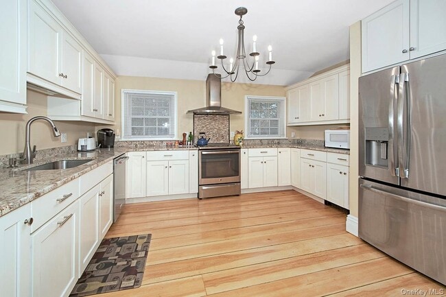 Photo - 30 Bedford Rd