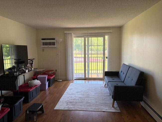 Photo - 807 White Cedar Blvd