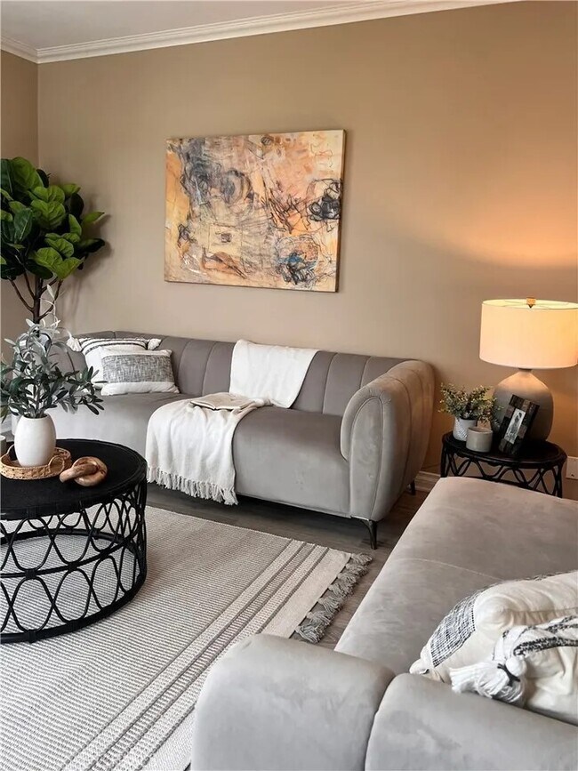 Photo - 9136 Manzanar Ave