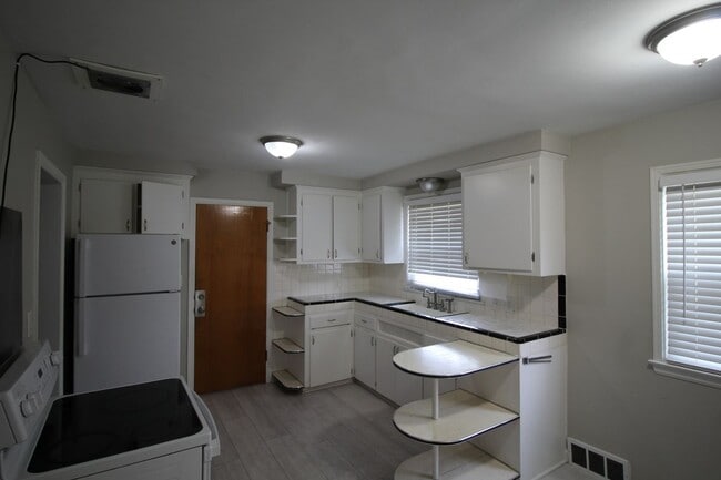 Photo - 10427 S Morrow Cir