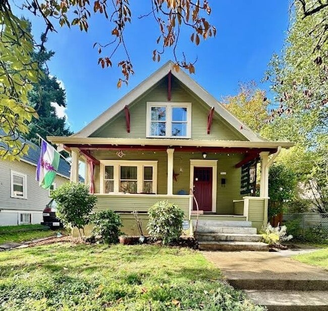 Building Photo - 5035 NE 12th Ave