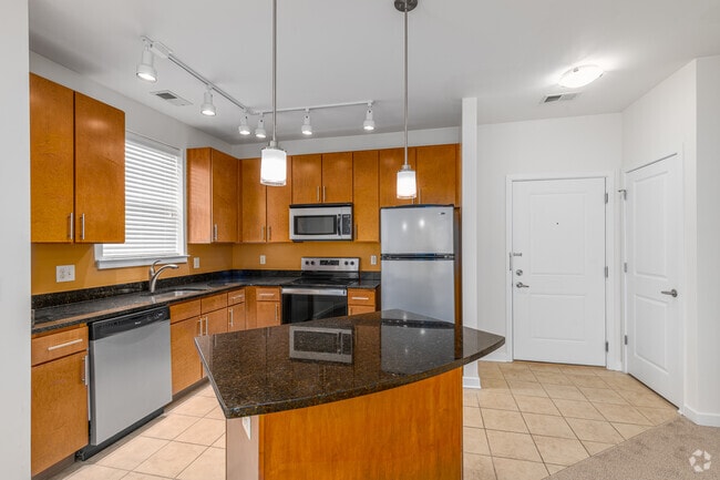1 BR, 1 BA - 804SF - Kitchen
