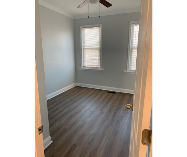 Photo - 4626 Reisterstown Rd Unit 1 AVAILABLE $550 1