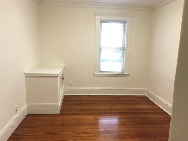 65 Conwell Ave Unit 1