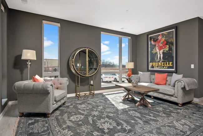 Emerald Row Apartments