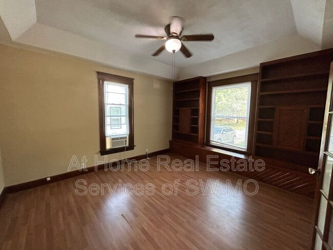 Photo - 818 W Monroe Terrace