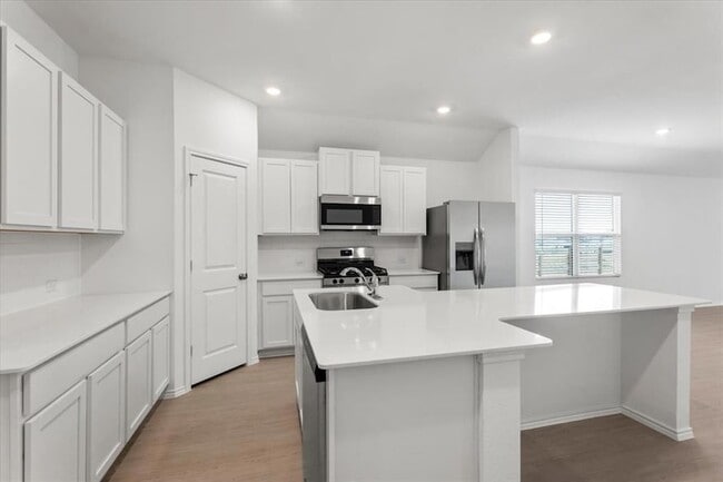 Photo - 120 Donnington Dr