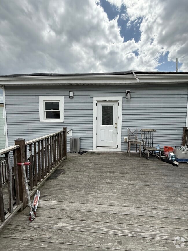 Building Photo - 9 Aberdeen Rd Unit 3 Rental