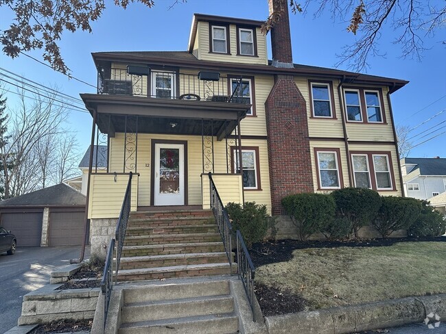 Building Photo - 12 Hayes St Unit 1 Rental