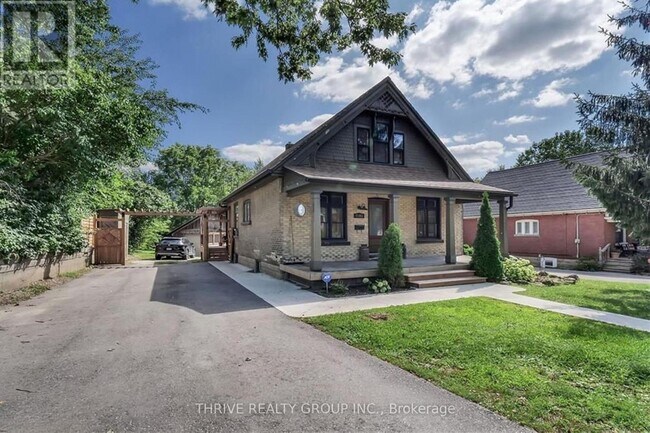 Photo - 7095 Longwoods Rd