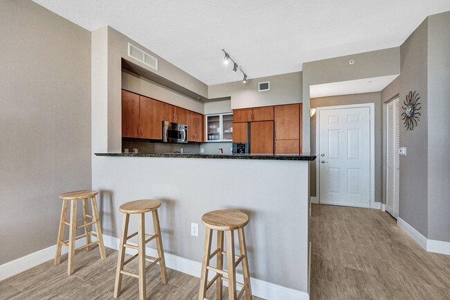 Photo - 806 E Windward Way Condo Unit 523