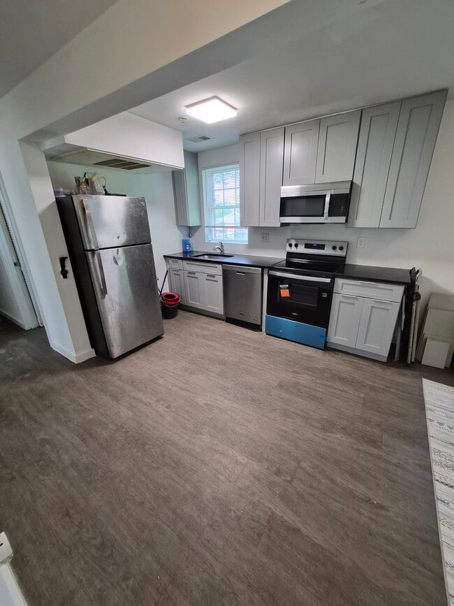 113 Wayne Pl SE