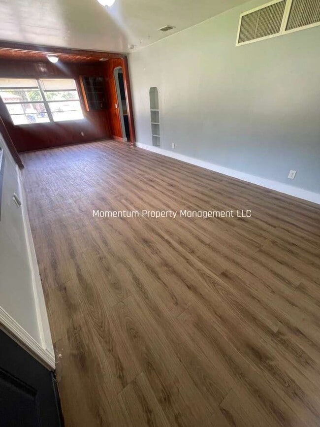 Photo - 1145 N Stella Ave