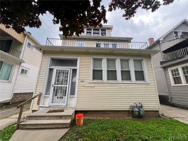 Building Photo - 422 Moselle St