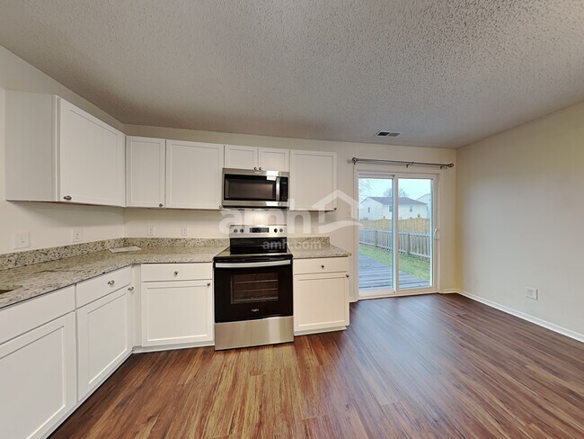 Photo - 2993 Seasons Dr