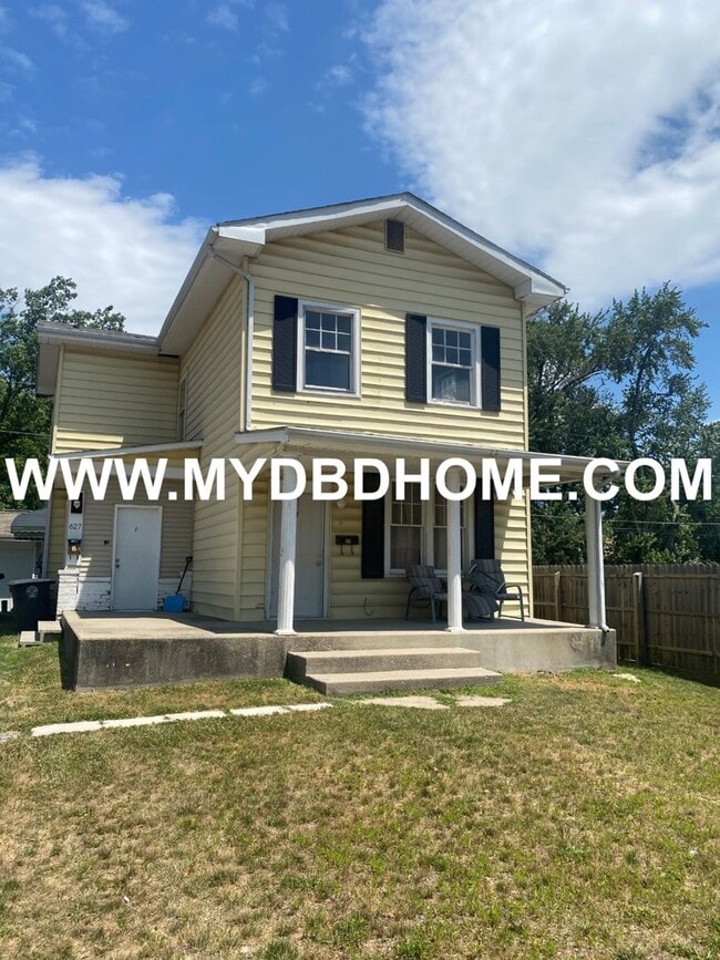 Building Photo - 627 Kenwood Ave Unit 627 Kenwood  #2 Rental