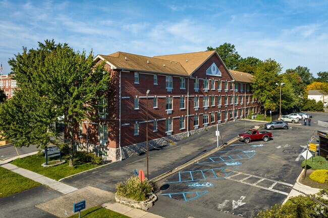 The Hub Brookdale