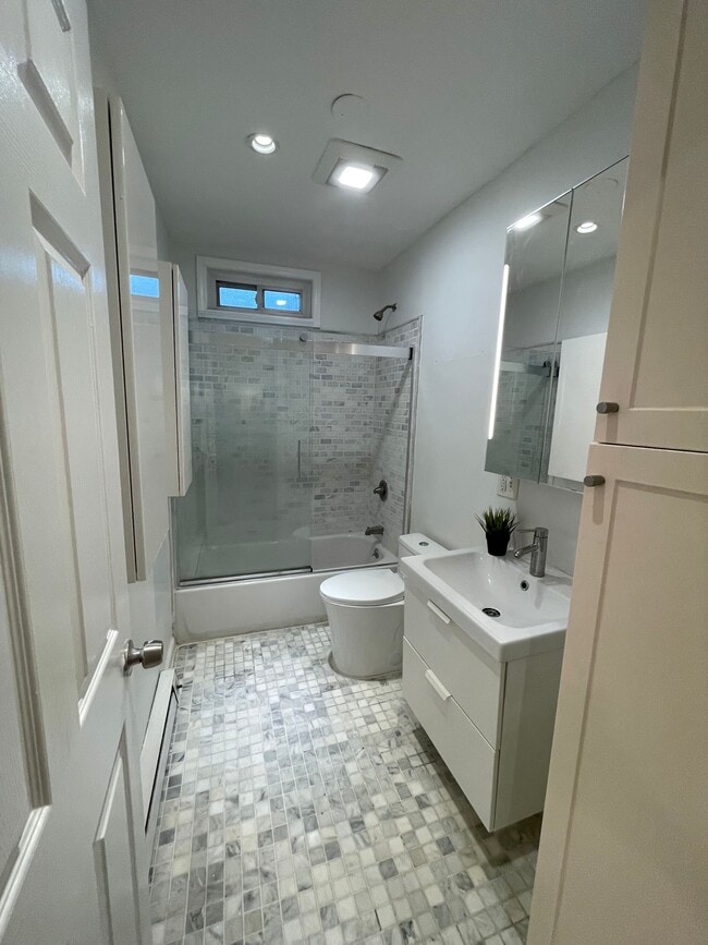 Photo - 209 Clinton St Unit 1