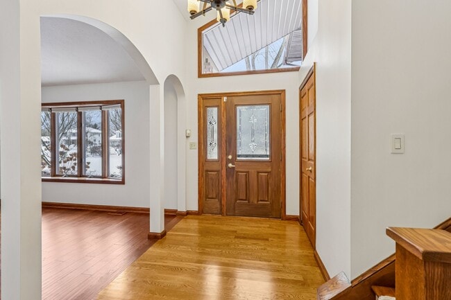 Photo - 6235 Sunnywood Dr