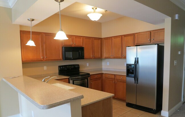 Photo - Luxury 3BR/2BA River Towne Condo - Available for FALL 2026 Only $2400/month! Unit 303