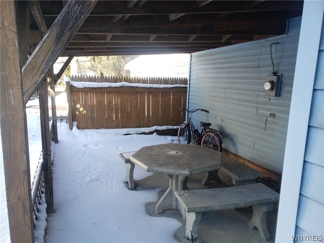 Photo - 91 Springville Ave