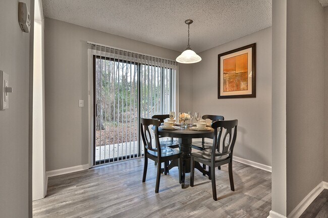 Granby Oaks Apartments