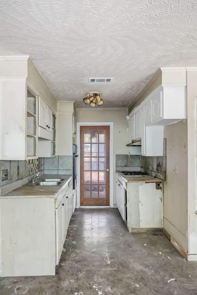 Photo - 6605 George Washington Dr