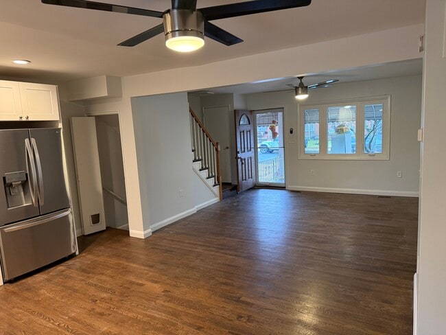 Photo - 2018 Wareham Rd