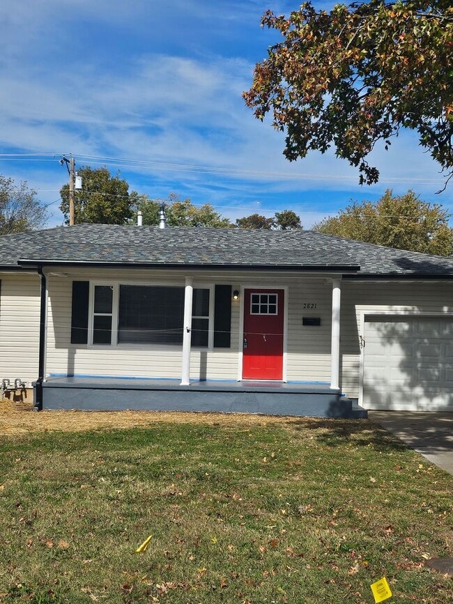 Photo - For Rent – Beautifully Remodeled Home in E...