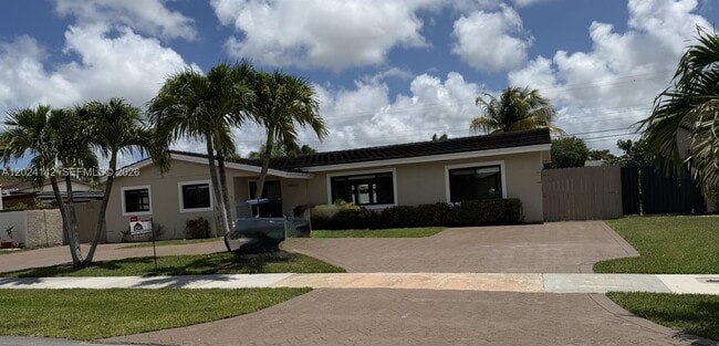 Photo - 9800 SW 12th Terrace