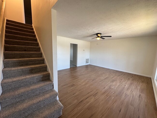 Photo - Lakeview Drive Unidad 5