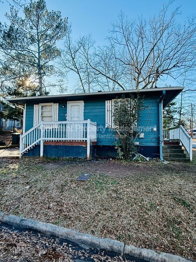 Photo - 202 Realty St