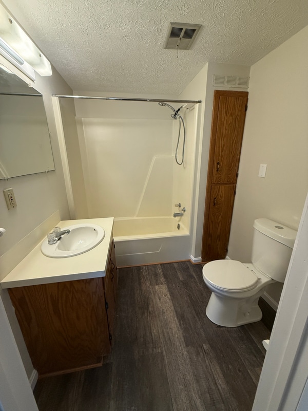 Photo - 4230 Harmont Ave NE Unit B