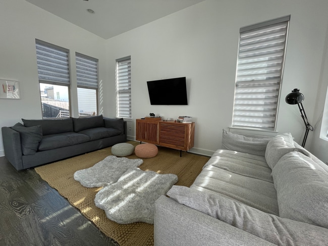 Photo - 6013 Florencia Ln