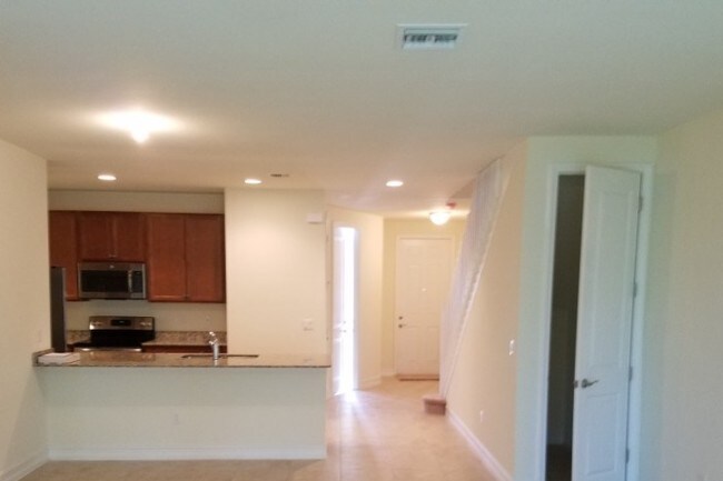 Photo - 7903 Bristol Cir