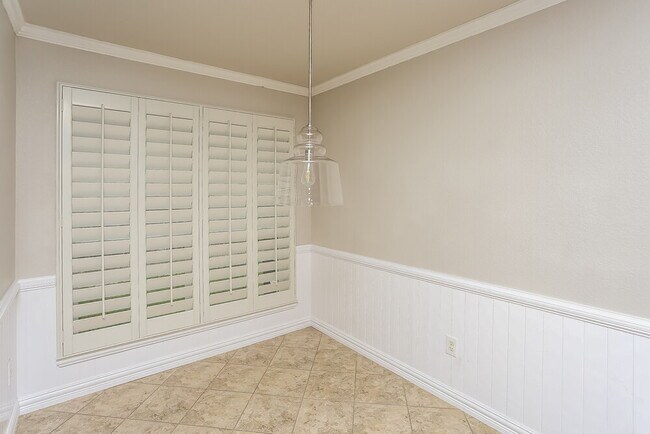 Photo - 10921 Emerald Park Ln