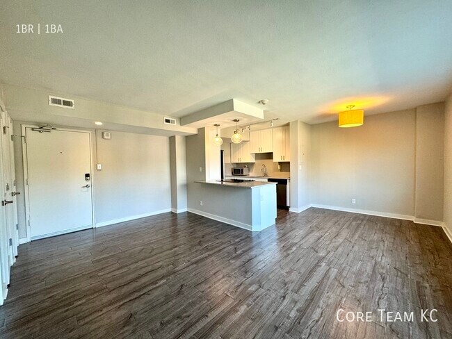 Photo - 209 Emanuel Cleaver II Blvd. Unit 909