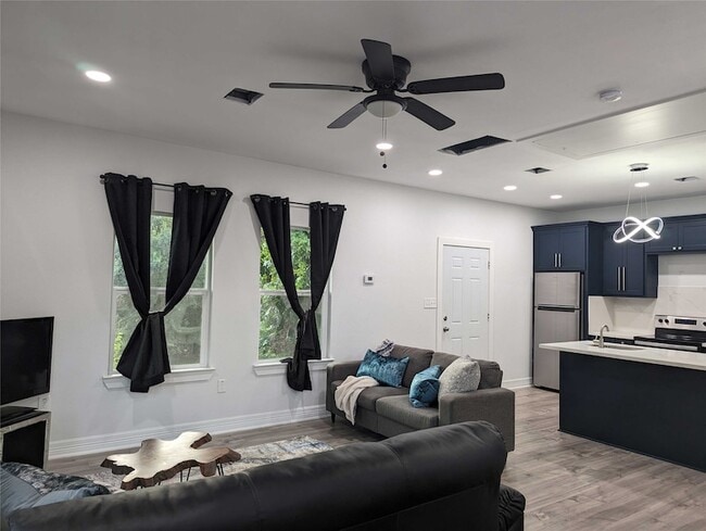 Photo - 4711 Rusk St Unit A