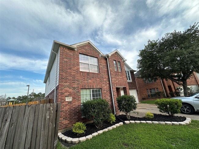 Photo - 11010 Heron Nest St