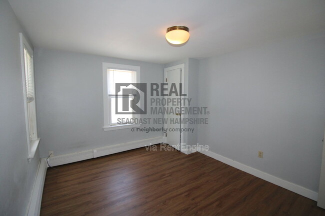 Photo - 11 Maple St Unit B