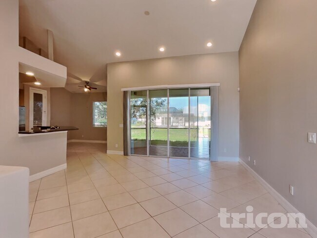 Photo - 4170 Grobe St