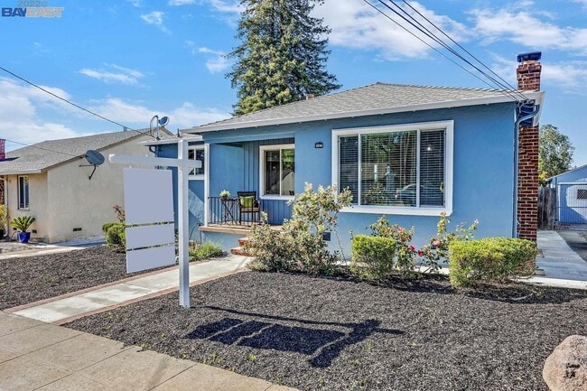 Photo - 2230 Romey Ln