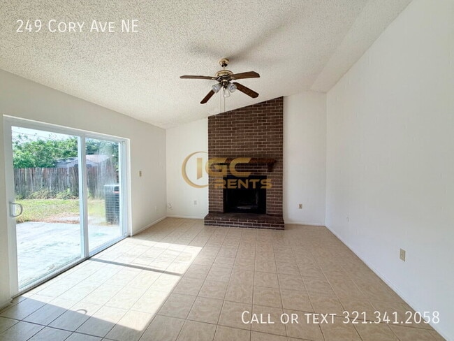 Photo - 249 Cory Ave NE