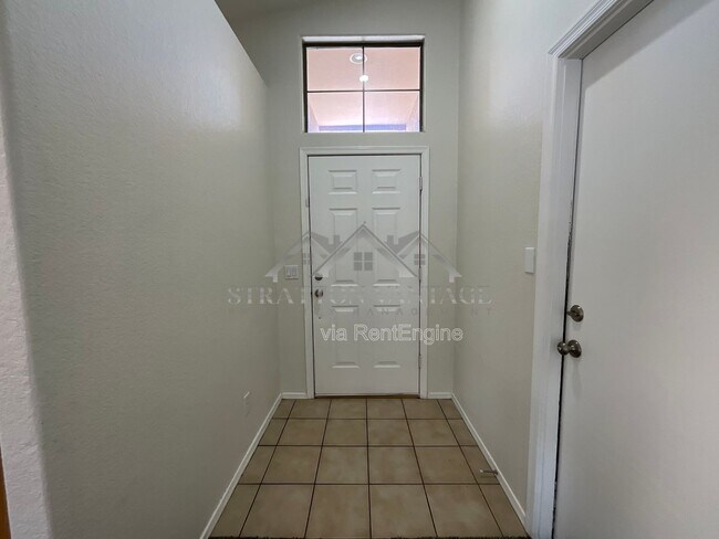 Photo - 3521 E Juanita Ave