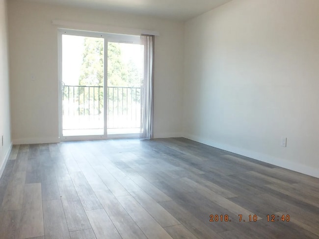 Photo - 12544 15th Ave NE