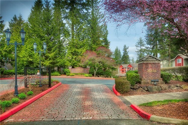 Photo - 15433 Country Club Dr Unit G-305