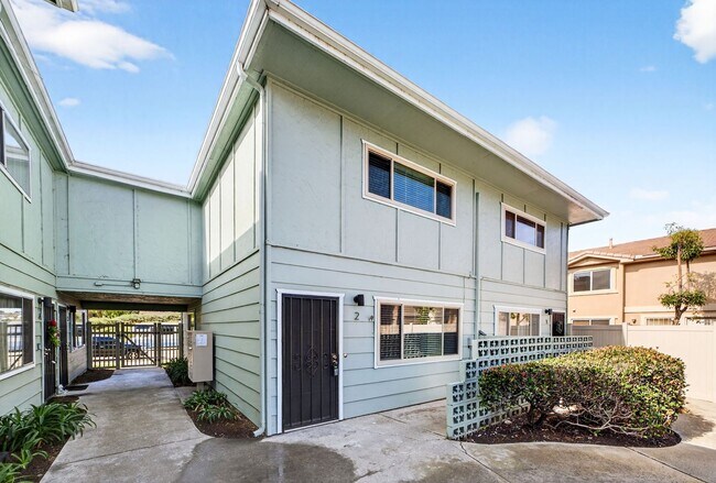 Photo - Spacious 3 Bedroom 1.5 Bath Townhome with Brand New A/C & Appliances