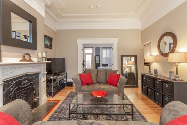 Photo - 439 Shawmut Ave Unit 2