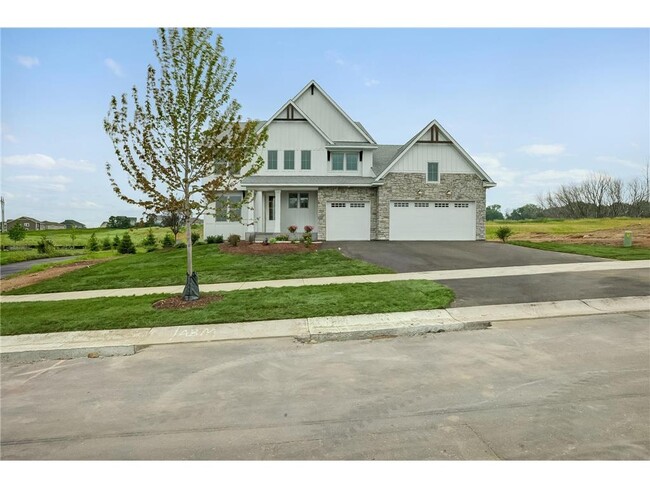 Photo - 9733 8th St N