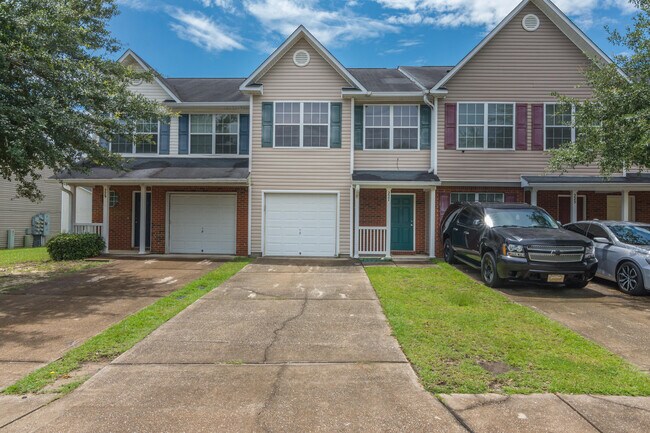 Photo - 227 Swaying Pne Ct